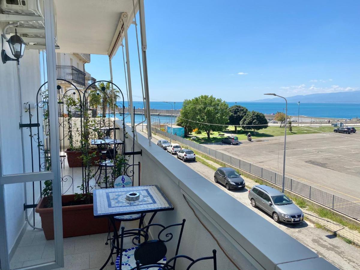 Bed and Breakfast B E B Le Terrazze Sul Mare Catanzaro Exterior foto