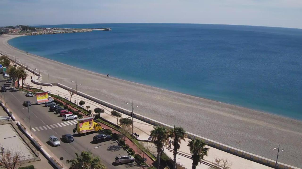 Bed and Breakfast B E B Le Terrazze Sul Mare Catanzaro Exterior foto